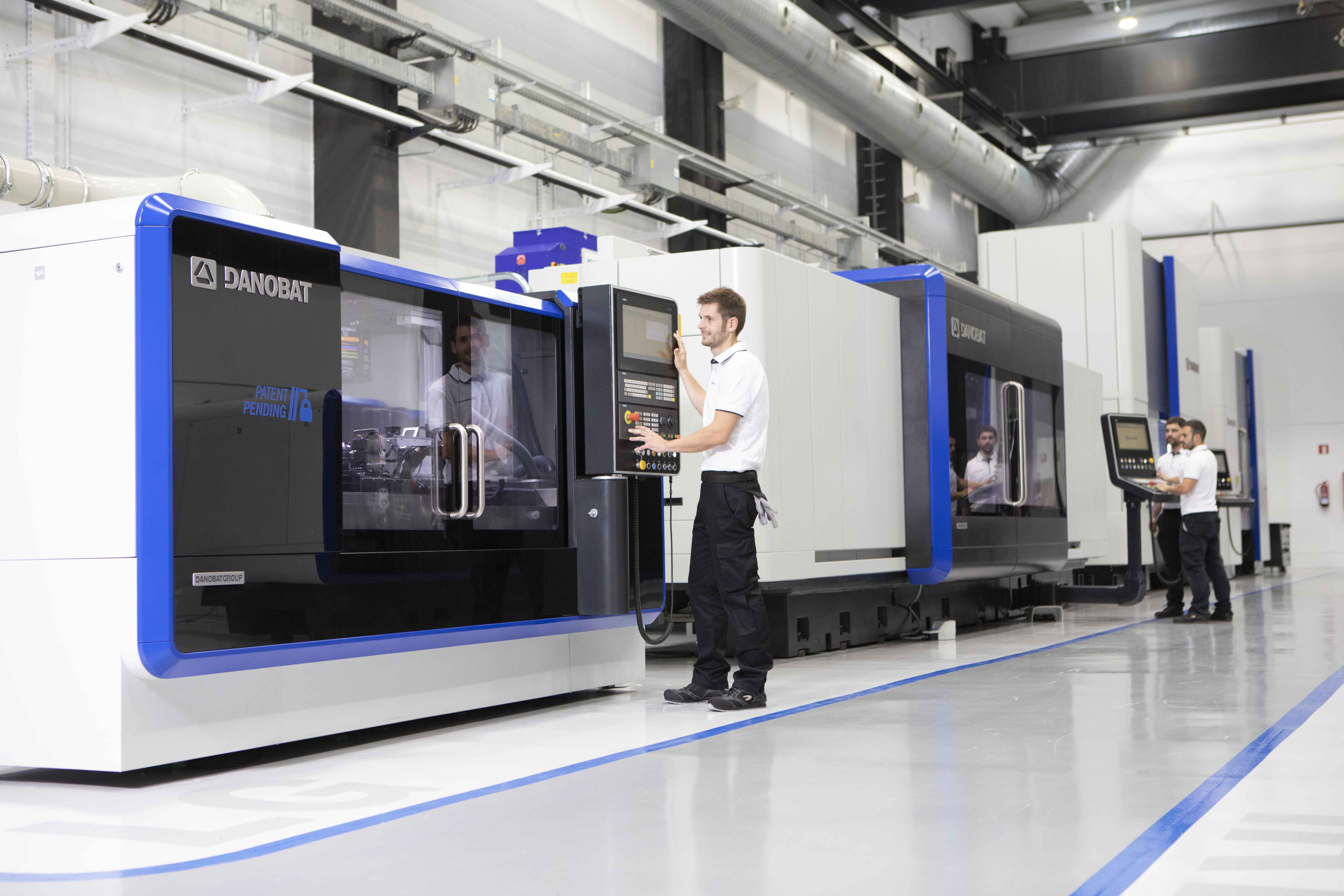 Danobat lg external grinding machine